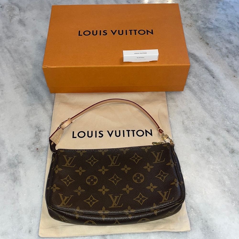 Louis Vuitton Pochette Accessories